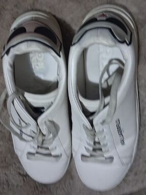 Karl Lagerfeld White Sneakers with Black Heel Accents and Pale Pink Trim